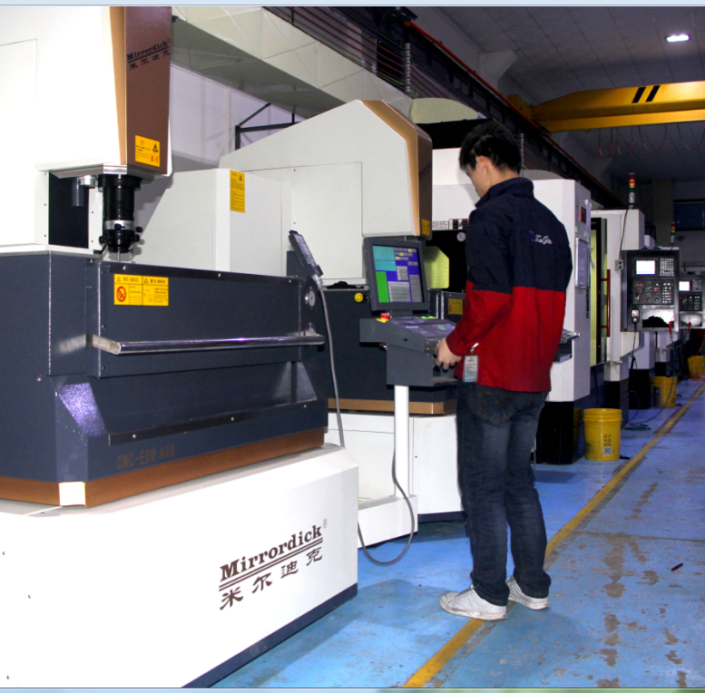 卧龙计划软件app-工作人员